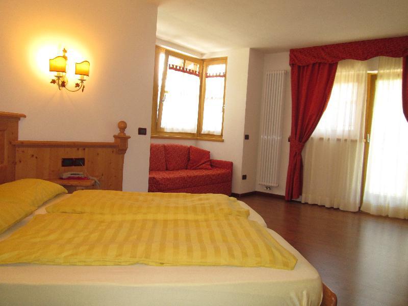 Residence La Moretina Commezzadura Luaran gambar